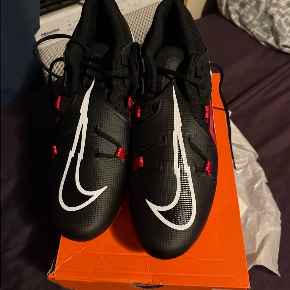 Nike Black and Red Athletic Shoes